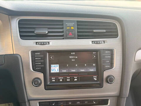 2016 Volkswagen Golf