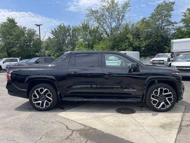2025 Chevrolet Silverado EV RST