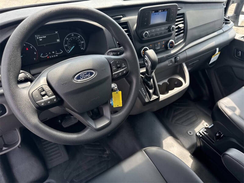 2025 Ford Transit