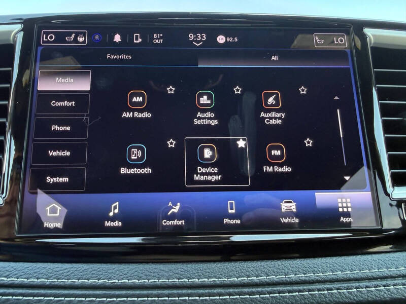2024 Chrysler Pacifica Touring
