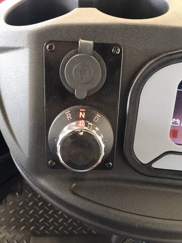 2023 Vitacci E Bolt Golf Cart