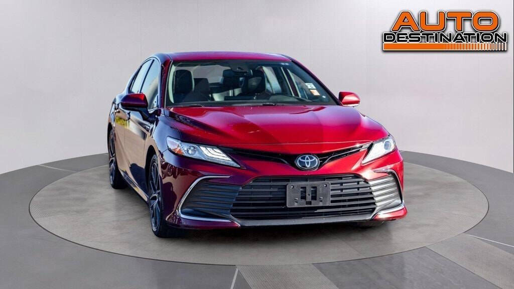 2022 Toyota Camry for sale at Auto Destination in Puyallup, WA