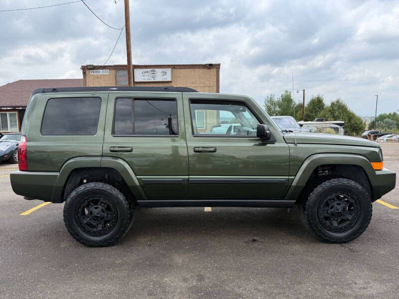 2008 Jeep Commander Sport