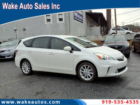 2013 Toyota Prius v Five