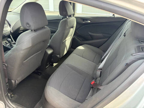 2017 Chevrolet Cruze LT Auto