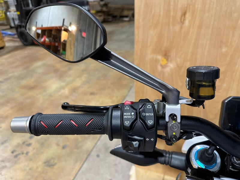 2025 Ducati Streetfighter V4 Supreme