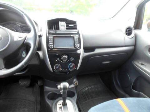 2017 Nissan Versa Note SR