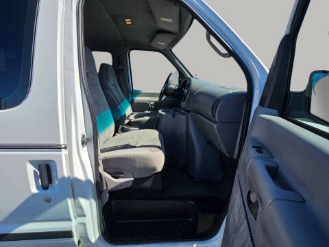 2001 Ford E-Series E-350 SD XLT