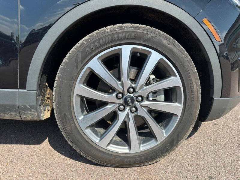 2019 Lincoln Nautilus Select