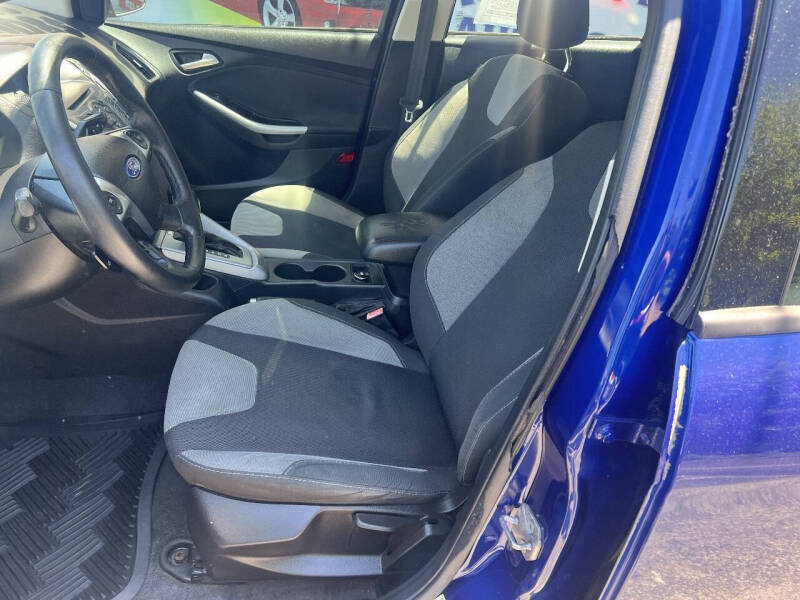 2012 Ford Focus SE