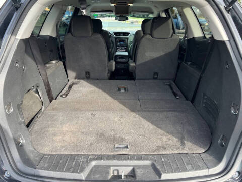 2017 Chevrolet Traverse LT