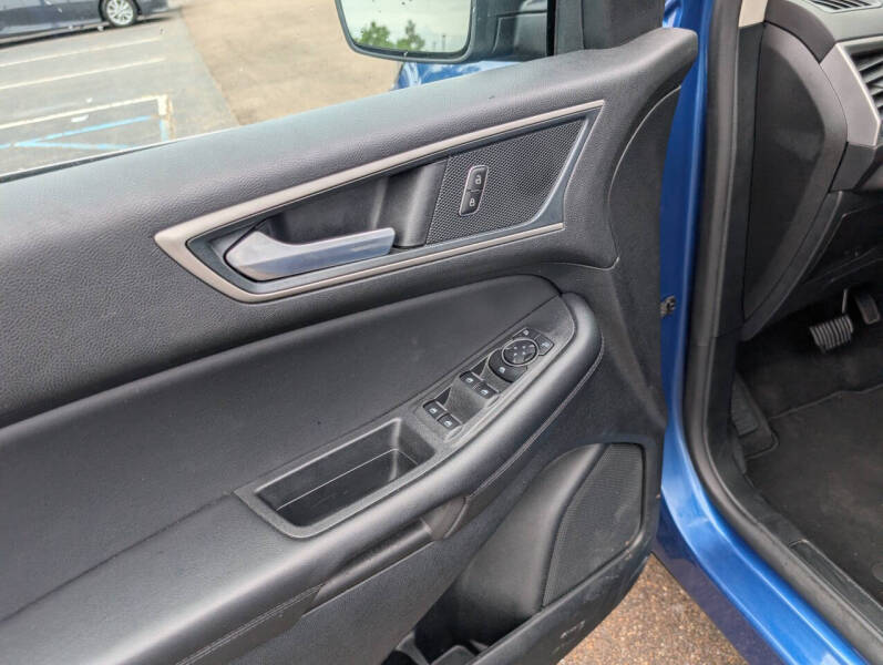 2024 Ford Edge
