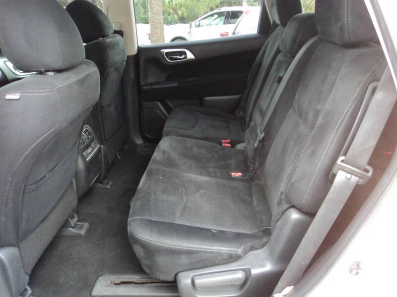 2014 Nissan Pathfinder S