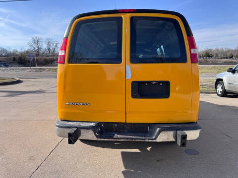 2019 Chevrolet Express 2500