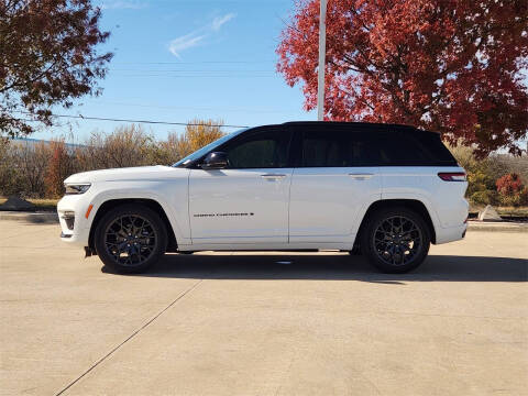 2025 Jeep Grand Cherokee Summit