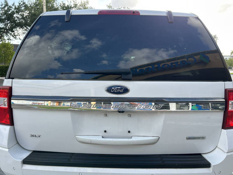 2017 Ford Expedition EL XLT
