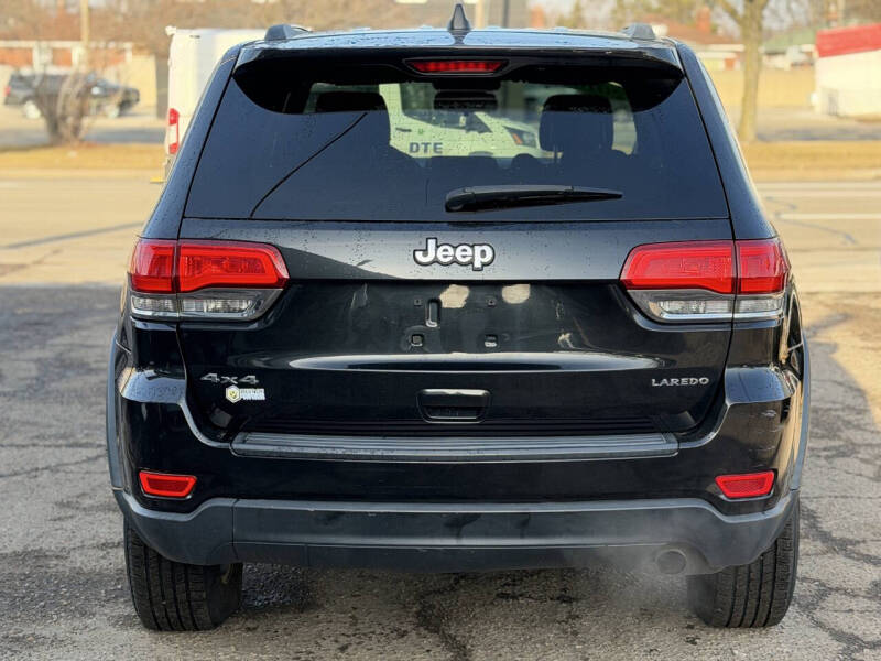 2016 Jeep Grand Cherokee Laredo