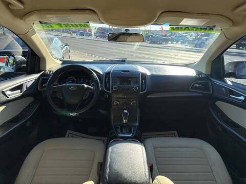 2017 Ford Edge SE