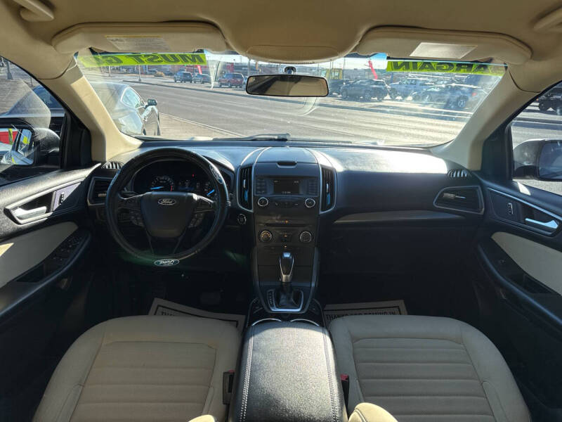 2017 Ford Edge SE