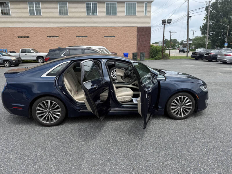 2017 Lincoln MKZ Select