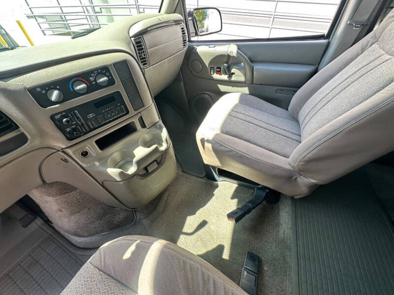 2004 Chevrolet Astro