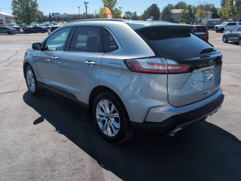 2020 Ford Edge Titanium