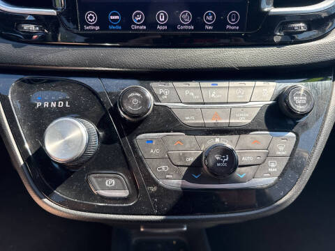 2019 Chrysler Pacifica Touring L Plus