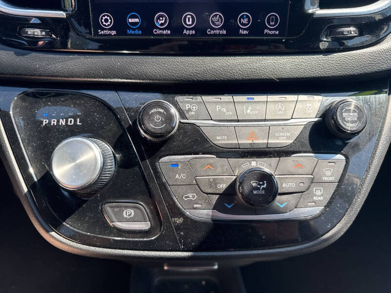 2019 Chrysler Pacifica Touring L Plus