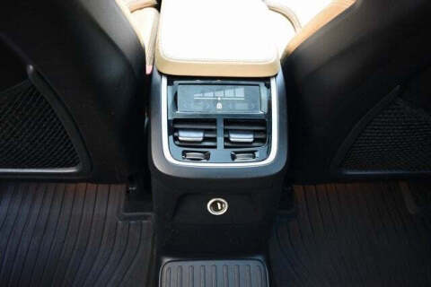 2018 Volvo XC90 T8 eAWD Inscription