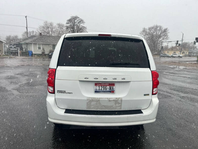 2014 Dodge Grand Caravan SE