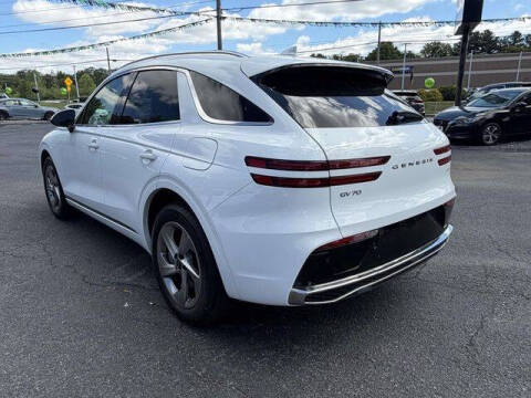 2026 Genesis GV70