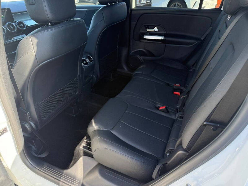 2022 Mercedes-Benz GLB GLB 250 4MATIC