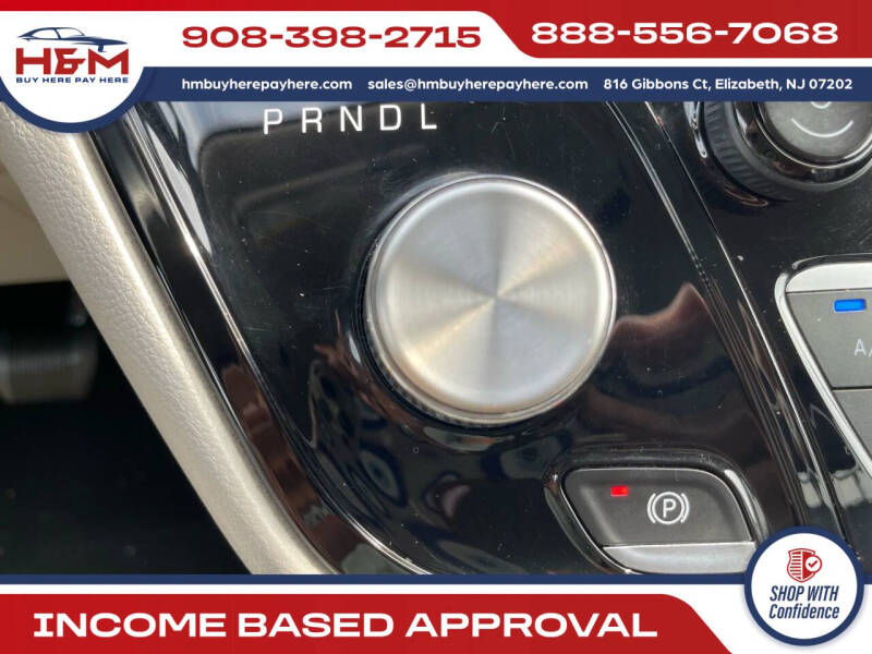 2020 Chrysler Voyager LXi