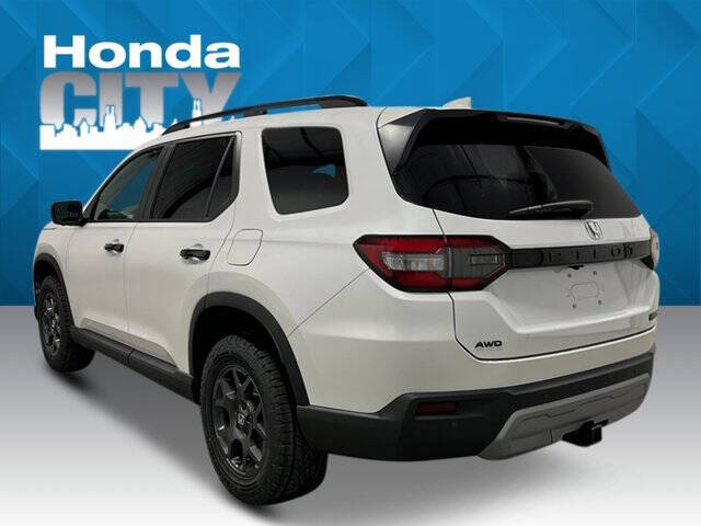 2025 Honda Pilot TrailSport