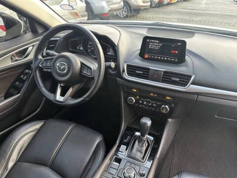 2017 Mazda MAZDA3 Touring 2.5