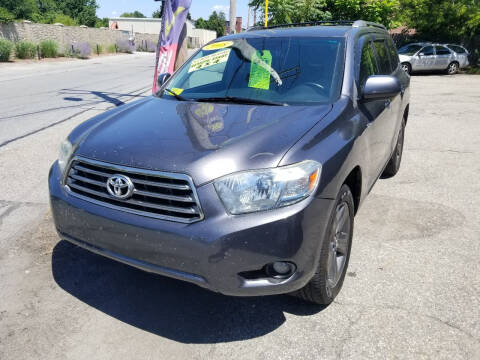 2008 Toyota Highlander for sale at Howe's Auto Sales in Lowell MA