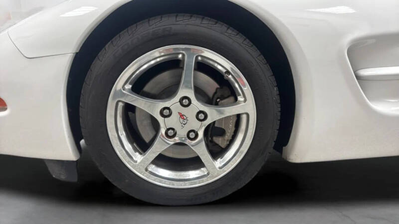 2004 Chevrolet Corvette