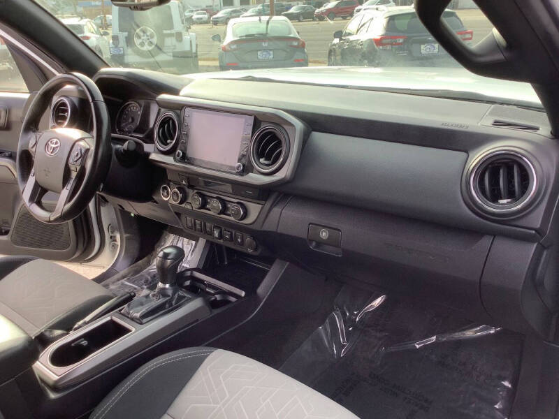 2022 Toyota Tacoma TRD Off-Road