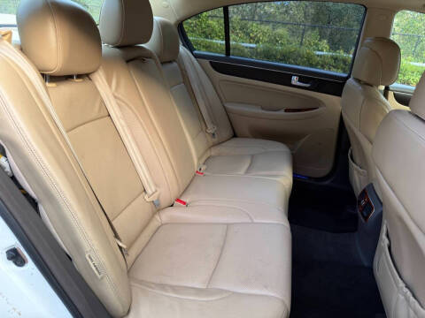 2012 Hyundai Genesis 4.6L V8