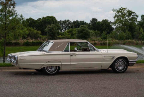 1965 Ford Thunderbird