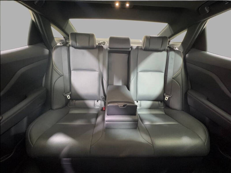 2025 Toyota Crown Platinum