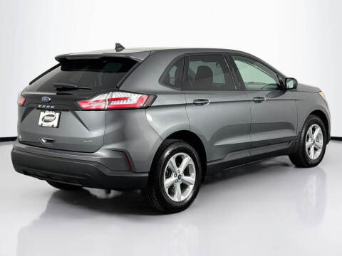 2022 Ford Edge SE