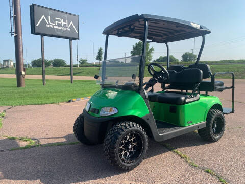 2017 E-Z-GO RXV