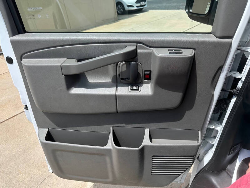 2018 Chevrolet Express 2500