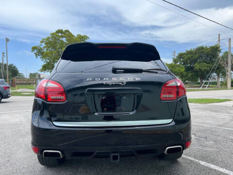2012 Porsche Cayenne S