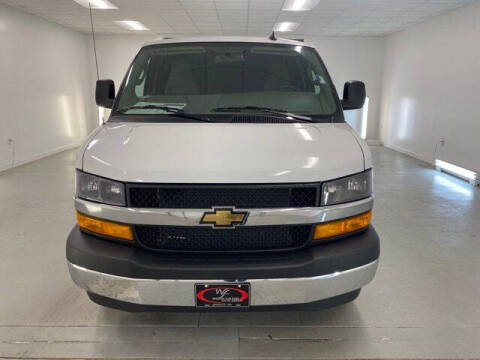 2025 Chevrolet Express 2500