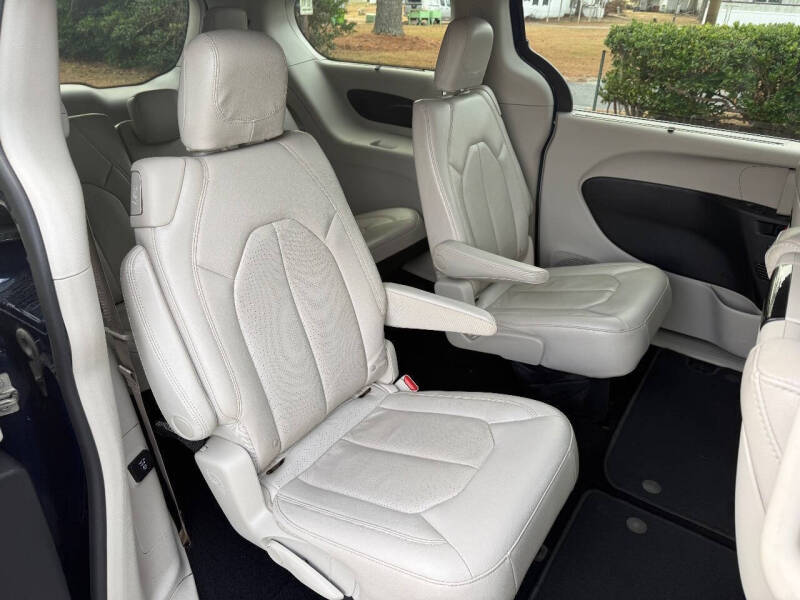 2018 Chrysler Pacifica Touring L Plus