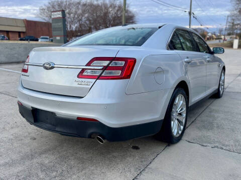 2015 Ford Taurus Limited