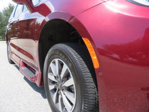 2021 Chrysler Pacifica Touring L