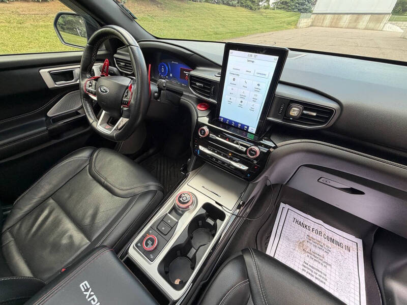 2022 Ford Explorer ST